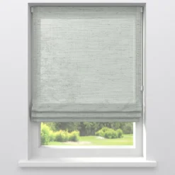 Inbetween Nikki Groen