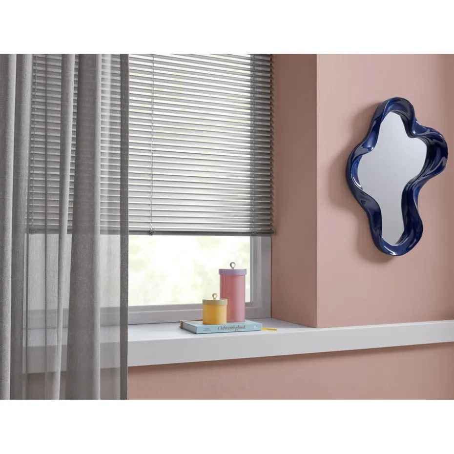 Inbetween Zev Zilver