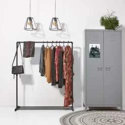 Kledingrek Steigerbuis Zwart